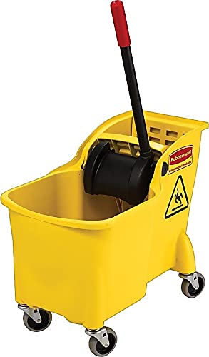 Rubbermaid Commercial Products 31 QT Tandem Mop Bucket and Wringer Combo on Wheels, Yellow, for Floor Cleaning/Wet Mopping