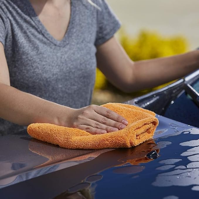 Armor All Car Wash Kit, Includes Car Wash Soap, Wash Mitt & Microfiber Towel (3 Piece Kit)
