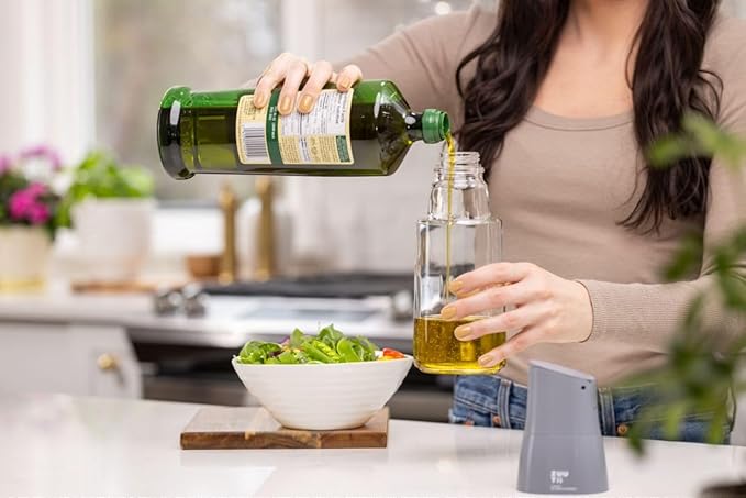 Zuutii Olive Oil Dispenser Bottle - Drip Free Spout for Kitchen, Glass, Cooking Oil & Vinegar, Light Gray