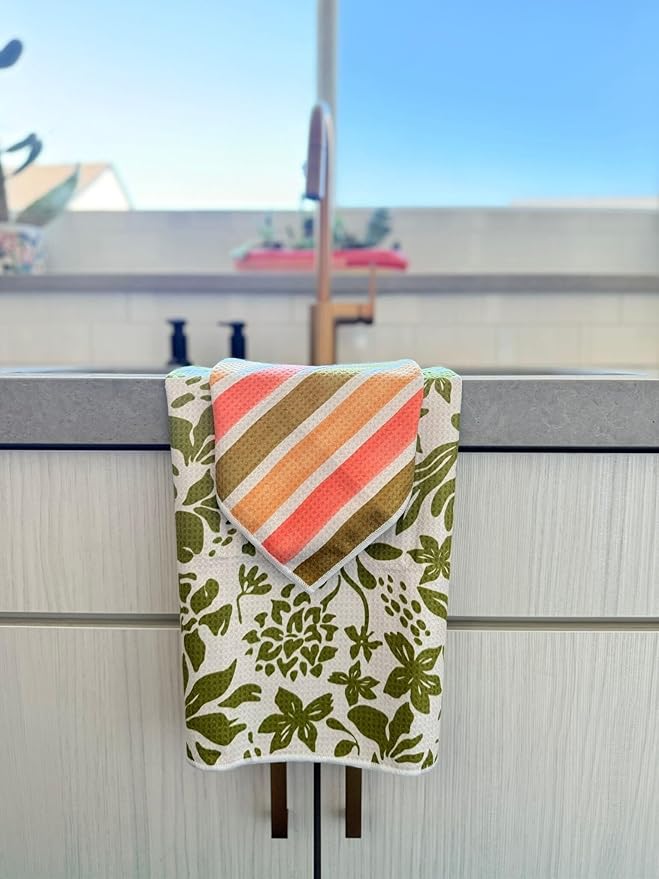 crae. Microfiber Hand Towel & Washcloth Set of 2 - Double-Sided, Waffle Weave, Super Absorbent, Lint-Free, Fast Drying - Pat and Tricky Pattern for Bathroom, Kitchen, Car, and Window Cleaning