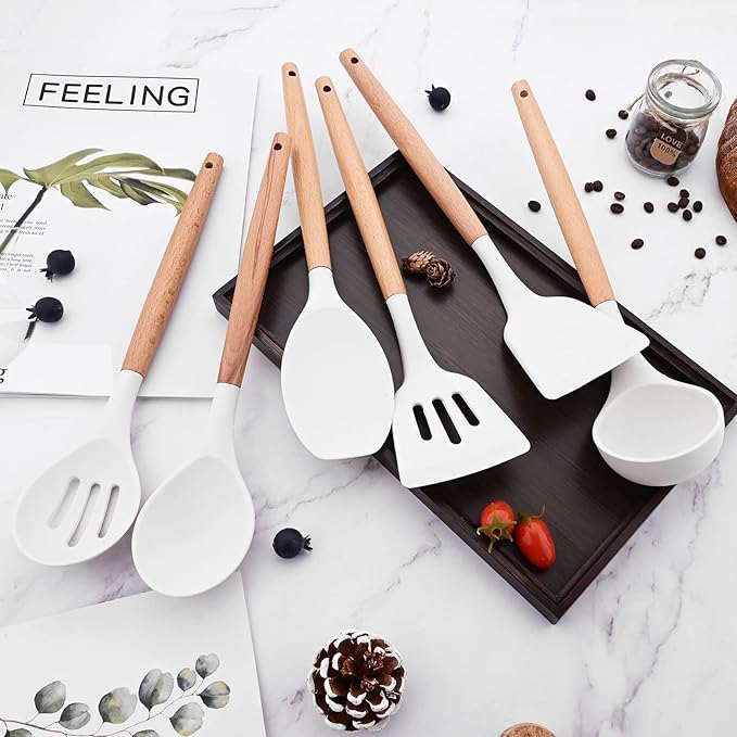 1pc White Silicone Solid Tuner with Wooden Handle, Heat Resistant Cooking Utensils, Ideal Cookware for Fring Fish, Eggs, Meat, French Fries