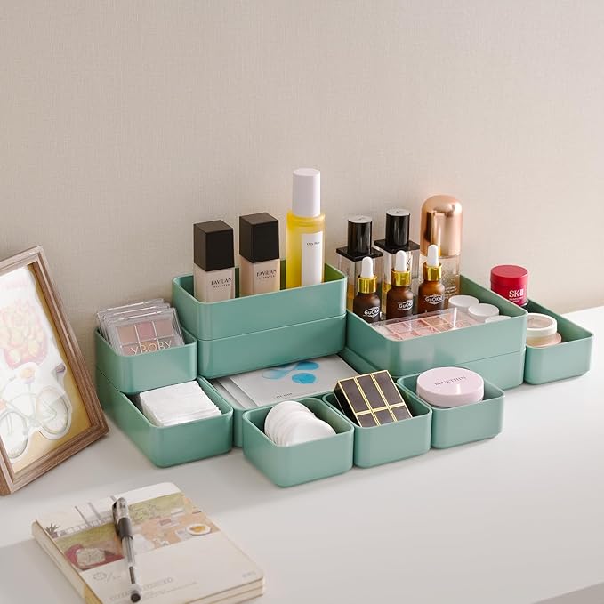 CHANCETSUI 11-Piece Stackable Drawer Organizer Set, Multi-size Desk Drawer Organizer Trays Vanity Storage Bins for Storing Makeup, Stationery