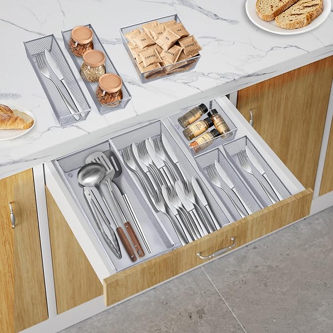 Neudeco Silverware Drawer Organizer,Utensil Organizer for Kitchen Drawer Organizer for Large Utensils with Interlocking Arm, Silverware Storage Cutlery Tray for Knives Fork Spoon (Pack 5, Silver)