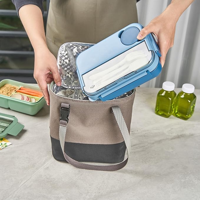 Restaurantware Bento Box 1 Count 44 Ounce Plastic Lunch Box With Cutlery