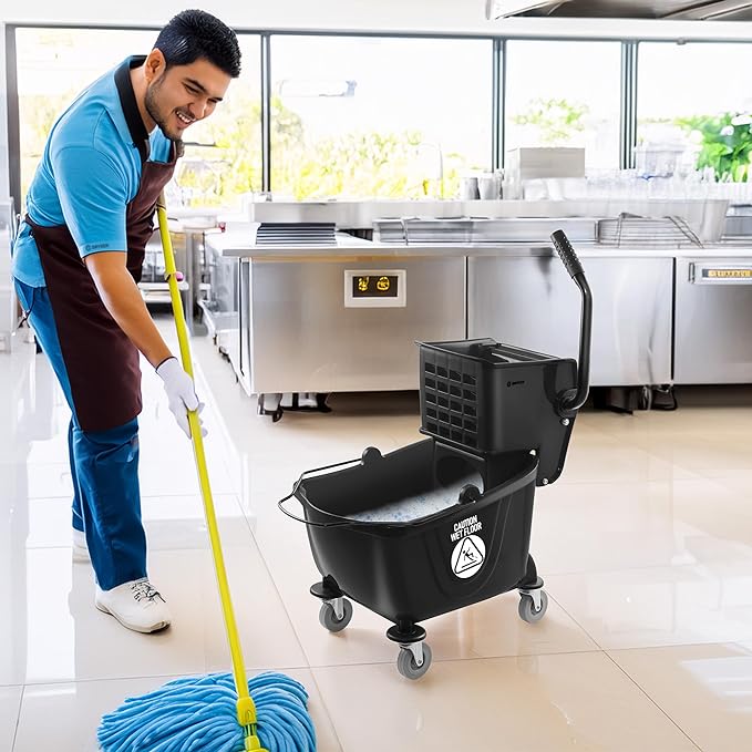 Dryser Commercial Mop Bucket with Side Press Wringer, 26 Quart, Black