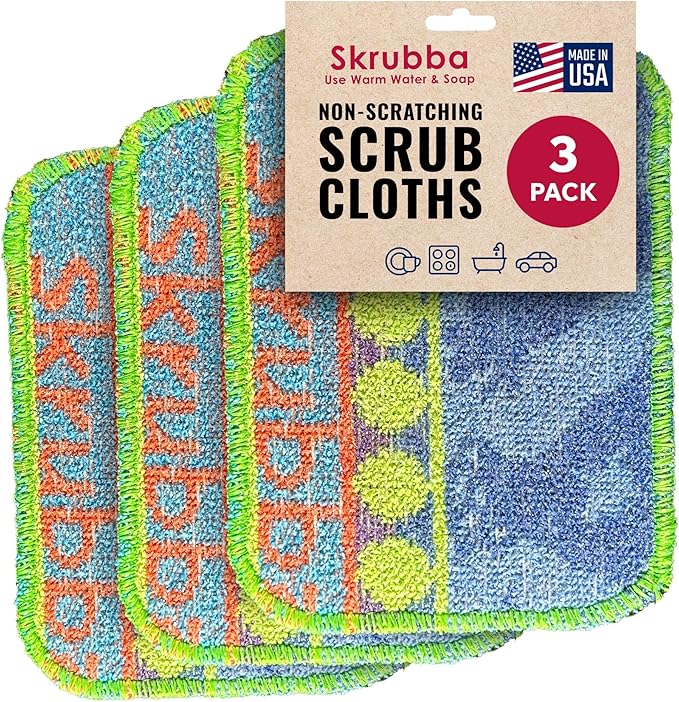 Wet-It Skrubba Non-Scratch Scouring Pad – European Scrubby Sponge for Kitchen Cleaning, Pots, Pans, Glass & Cookware – Durable Reusable Pad with Fun Chicken Design