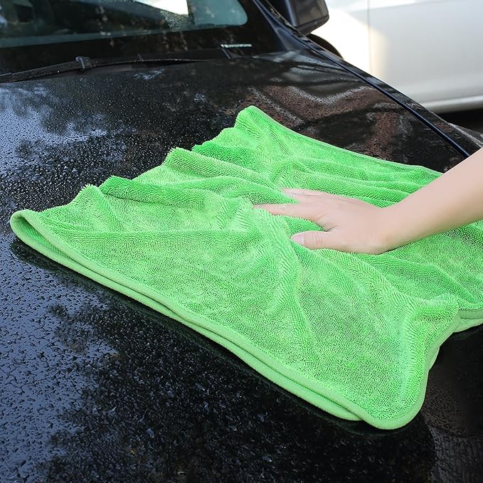 JOYMOOP Microfiber Towels for Cars, 35.4" x 23.6" Car Drying Towel, Green Reusable Car Towel, Quick Drying Car Microfiber Cleaning Cloth for RVs, SUVs, Trucks